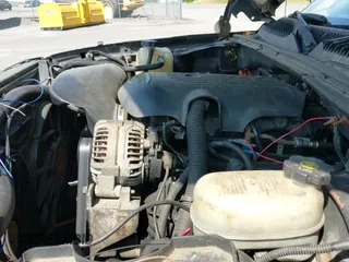 2005 Chevrolet Silverado 1500 LS with VIN 2GCEK13T751186076, listed as a IAAI auction lot 42794928 with 208,725 mi miles and . Bid and sale history available at DreamBid. Image 16.