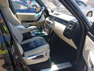 2010 Land Rover Range Rover SC Autobiography with VIN SALMP1E41AA318146, listed as a IAAI auction lot 42145432 with 119,772 mi miles and . Bid and sale history available at DreamBid. Image 5.