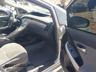 2015 Toyota Prius Four with VIN JTDKN3DU6F1978465, listed as a IAAI auction lot 42141095 with 87,310 mi miles. Bid and sale history available at carsss.com. Image 5.