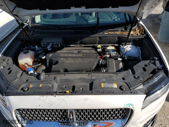 2019 Lincoln Nautilus Reserve with VIN 2LMPJ6LPXKBL21200, listed as a Copart auction lot 85203634 with 60,728 mi miles and Salvage Title. Bid and sale history available at carsss.com. Image 12.