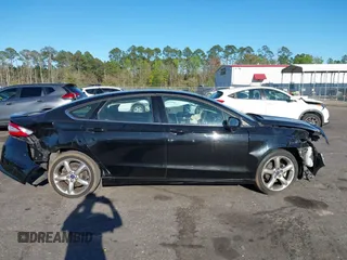 2016 Ford Fusion S with VIN 3FA6P0G70GR375847, listed as a IAAI auction lot 41818306 with 74,565 mi miles. Bid and sale history available at carsss.com. Image 13.