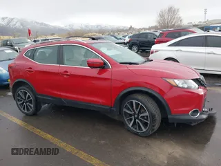 2017 Nissan Rogue SL z VIN JN1BJ1CR8HW104723, wystawiony jako IAAI lot #41535387 z przebiegiem 79 120 mil mil oraz . Historia ofert i sprzedaży dostępna na DreamBid. Obrazek 13.