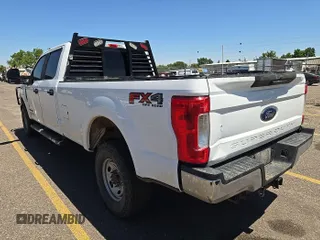 2018 Ford F-250 XL with VIN 1FT7W2BT1JEB88967, listed as a IAAI auction lot 42743495 with 215,105 mi miles and . Bid and sale history available at DreamBid. Image 15.