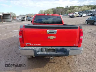 2009 Chevrolet Silverado 1500 LT with VIN 1GCEK29J09Z228449, listed as a IAAI auction lot 41823083 with 145,109 mi miles. Bid and sale history available at carsss.com. Image 16.
