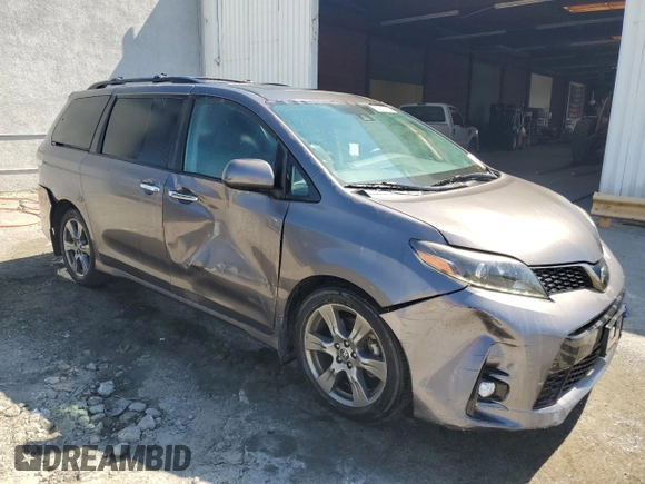 2020 Toyota Sienna SE with VIN 5TDXZ3DC0LS041739, listed as a Copart auction lot 64793874 with 4,776 mi miles and Clean Title. Bid and sale history available at carsss.com. Image 4.