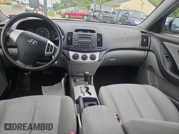 2009 Hyundai Elantra SE with VIN KMHDU46DX9U815198, listed as a Copart auction lot 61820665 with 92,543 mi miles and Clean title. Bid and sale history available at DreamBid. Image 9.