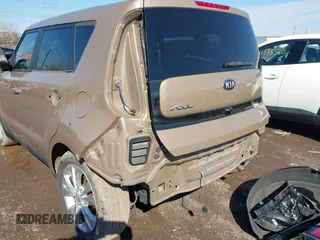 2015 Kia Soul + with VIN KNDJP3A53F7198844, listed as a IAAI auction lot 41903997 with 158,833 mi miles. Bid and sale history available at carsss.com. Image 6.
