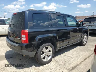 2016 Jeep Patriot Latitude with VIN 1C4NJRFB2GD668434, listed as a Copart auction lot 64205405 with 100,004 mi miles and Clean title. Bid and sale history available at DreamBid. Image 3.