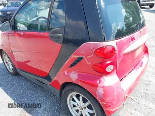 2010 Smart fortwo Pure with VIN WMEEJ3BA0AK373668, listed as a IAAI auction lot 42675428 with 139,616 mi miles and . Bid and sale history available at DreamBid. Image 15.