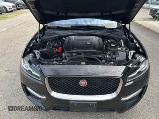 2017 Jaguar F-Pace 20d R-Sport с VIN SADCL2BN8HA088315, выставлен на аукционе IAAI как лот 42713068 с пробегом 77 319 миль миль и . История ставок и продаж доступна на DreamBid. Изображение 10.