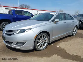 2016 Lincoln MKZ with VIN 3LN6L2G90GR625733, listed as a IAAI auction lot 41990706 with 104,962 mi miles. Bid and sale history available at carsss.com. Image 2.