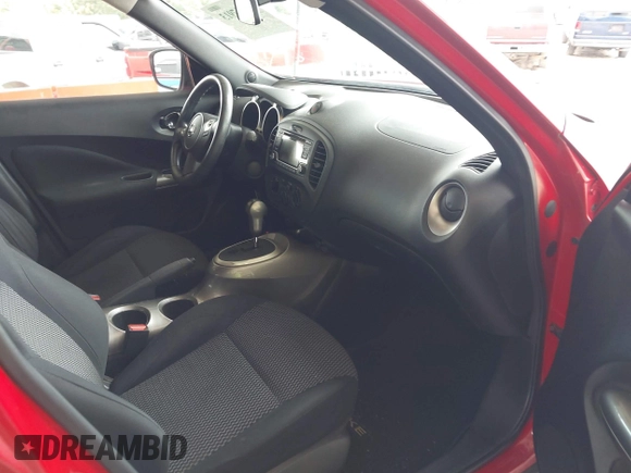 2015 Nissan Juke S with VIN JN8AF5MVXFT564367, listed as a IAAI auction lot 42217913 with 174,460 mi miles and . Bid and sale history available at carsss.com. Image 5.