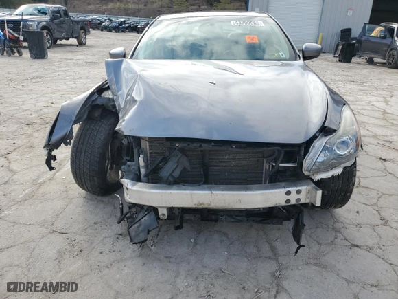 2014 Infiniti Q60 Coupe with VIN JN1CV6EL2EM130045, listed as a Copart auction lot 43700565 with 87,316 mi miles and Salvage Title. Bid and sale history available at carsss.com. Image 5.