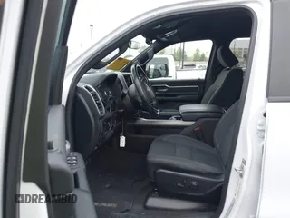 2022 Ram 1500 Big Horn z VIN 1C6RREMT6NN464202, wystawiony jako IAAI lot #42153905 z przebiegiem 34 316 mil mil oraz . Historia ofert i sprzedaży dostępna na DreamBid. Obrazek 5.