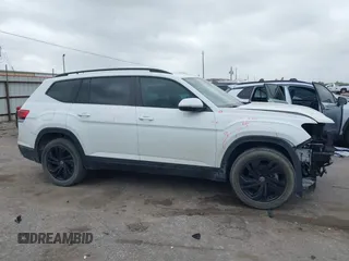 2022 Volkswagen Atlas SE с VIN 1V2WR2CA0NC515746, выставлен на аукционе IAAI как лот 41877524 с пробегом 50 921 миль миль и . История ставок и продаж доступна на DreamBid. Изображение 14.