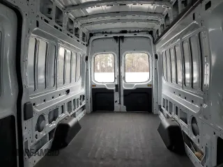 2021 Ford Transit Cargo с VIN 1FTBR3X89MKA77102, выставлен на аукционе Copart как лот 85972654 с пробегом 77 145 миль миль и Списание • Salvage title. История ставок и продаж доступна на DreamBid. Изображение 10.
