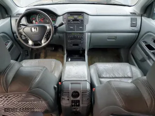 2004 Honda Pilot EX with VIN 2HKYF18604H548587, listed as a Copart auction lot 52141915 with 214,000 mi miles and Salvage Title. Bid and sale history available at carsss.com. Image 8.