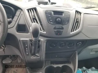 2017 Ford Transit с VIN 1FTYE1YM6HKA73827, выставлен на аукционе IAAI как лот 42838292 с пробегом 246 480 миль миль и . История ставок и продаж доступна на DreamBid. Изображение 26.