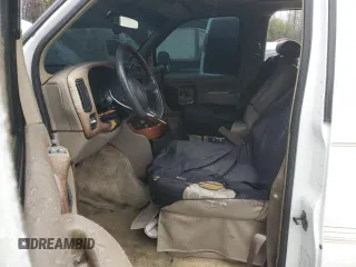 1999 Chevrolet Express with VIN 1GBFG15R1X1096488, listed as a Copart auction lot 44078235 with Not Provided miles and Clean Title. Bid and sale history available at carsss.com. Image 7.