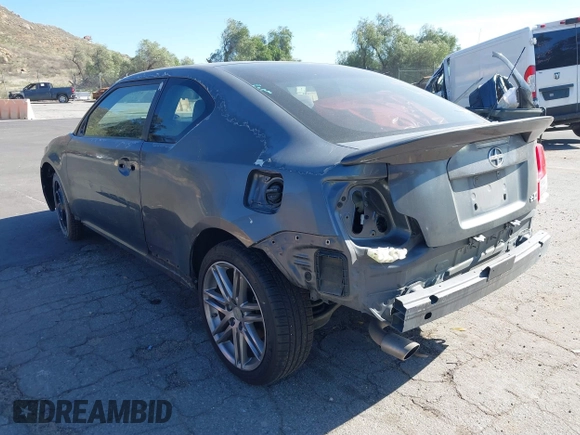 2011 Scion tC z VIN JTKJF5C78B3008169, wystawiony jako IAAI lot #41576991 z przebiegiem 145 030 mil mil oraz . Historia ofert i sprzedaży dostępna na DreamBid. Obrazek 3.