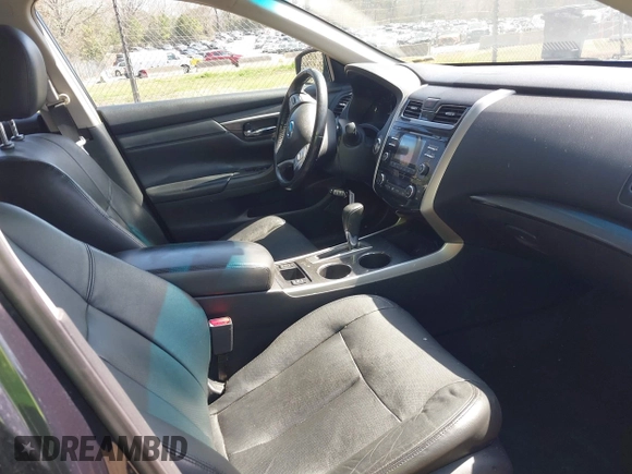 2013 Nissan Altima S with VIN 1N4AL3AP9DC207683, listed as a IAAI auction lot 41830499 with 111,884 mi miles and . Bid and sale history available at DreamBid. Image 5.