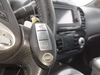 2011 Nissan Juke SL with VIN JN8AF5MV6BT013508, listed as a IAAI auction lot 41833046 with 191,517 mi miles. Bid and sale history available at carsss.com. Image 11.
