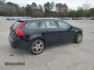 2016 Volvo V60 T5 Premier with VIN YV1612SK1G1310724, listed as a Copart auction lot 86516594 with 110,686 mi miles and Salvage Title. Bid and sale history available at carsss.com. Image 3.