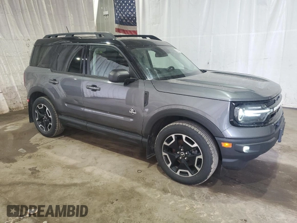 2022 Ford Bronco Sport Outer Banks with VIN 3FMCR9C6XNRD60239, listed as a Copart auction lot 61460025 with 72,123 mi miles and Clean title. Bid and sale history available at DreamBid. Image 4.