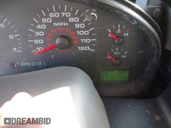 2008 Ford F-150 XLT with VIN 1FTPW14588FB26446, listed as a IAAI auction lot 41536069 with 211,248 mi miles. Bid and sale history available at carsss.com. Image 7.