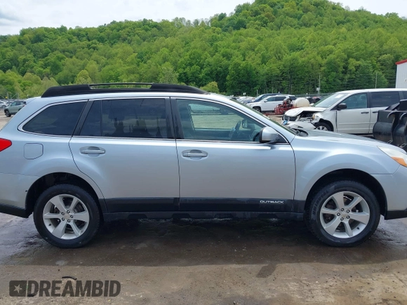 2014 Subaru Outback Premium with VIN 4S4BRBCC3E3288467, listed as a IAAI auction lot 41921864 with 171,264 mi miles and . Bid and sale history available at DreamBid. Image 13.