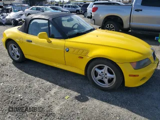 1997 BMW 3 Series 1.9L with VIN 4USCH7323VLE05171, listed as a Copart auction lot 45728635 with 81,239 mi miles and Clean Title. Bid and sale history available at carsss.com. Image 4.