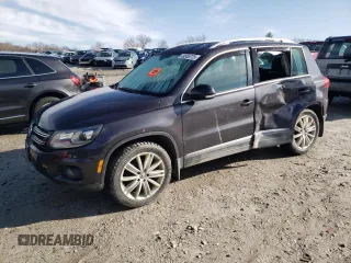 2016 Volkswagen Tiguan S with VIN WVGBV7AX7GW607563, listed as a Copart auction lot 49958725 with 92,464 mi miles and Salvage Title. Bid and sale history available at DreamBid. Image 1.