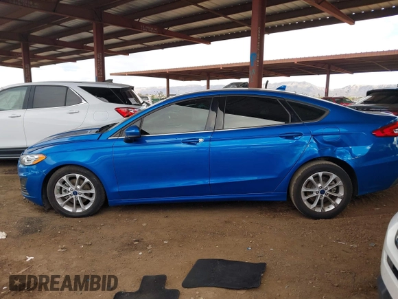 2020 Ford Fusion SE with VIN 3FA6P0HD3LR149333, listed as a IAAI auction lot 41773671 with 31,325 mi miles. Bid and sale history available at carsss.com. Image 14.