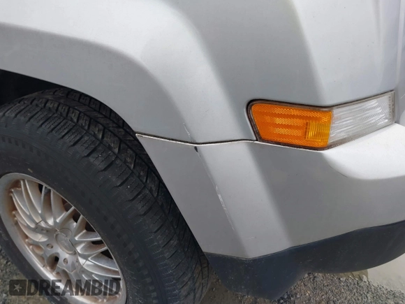 2011 Jeep Patriot Latitude with VIN 1J4NF1GB0BD158264, listed as a IAAI auction lot 41804584 with 191,968 mi miles and . Bid and sale history available at DreamBid. Image 12.