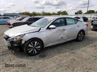 2020 Nissan Altima 2.5 SV with VIN 1N4BL4DV4LC166947, listed as a Copart auction lot 51978375 with 45,142 mi miles and Salvage Title. Bid and sale history available at carsss.com. Image 1.