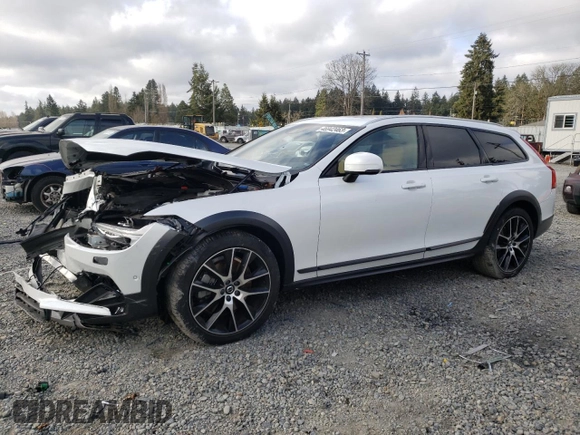 2020 Volvo V90 z VIN YV4A22NLXL1110871, wystawiony jako Copart lot #46942463 z przebiegiem 23 901 mil mil oraz . Historia ofert i sprzedaży dostępna na DreamBid. Obrazek 1.