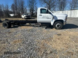 2022 Chevrolet Silverado 1500 with VIN 1HTKHPVK8NH823923, listed as a Copart auction lot 42861245 with 4,864 mi miles and Clean Title. Bid and sale history available at DreamBid. Image 9.