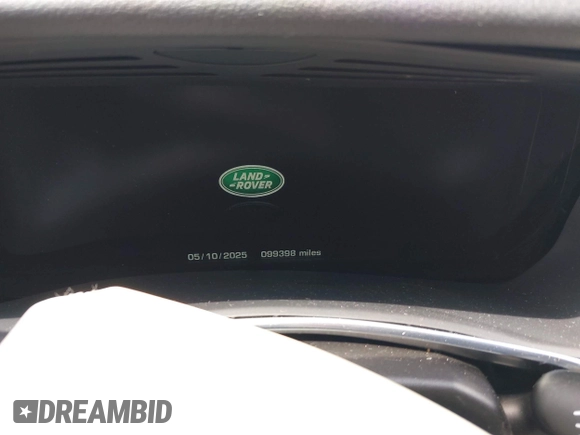 2015 Land Rover Range Rover HSE with VIN SALGS2VF0FA239075, listed as a IAAI auction lot 42278987 with 99,398 mi miles and . Bid and sale history available at DreamBid. Image 7.