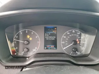 2024 Toyota Corolla LE z VIN 5YFB4MDE5RP137366, wystawiony jako Copart lot #56110735 z przebiegiem 27 798 mil mil oraz Szkoda całkowita • Salvage title. Historia ofert i sprzedaży dostępna na DreamBid. Obrazek 9.