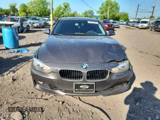 2013 BMW 3 Series 328i xDrive z VIN WBA3B5G53DNS02777, wystawiony jako Copart lot #61685255 z przebiegiem 187 559 mil mil oraz Szkoda całkowita • Salvage title. Historia ofert i sprzedaży dostępna na DreamBid. Obrazek 5.