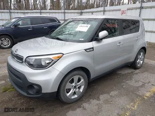 2019 Kia Soul with VIN KNDJN2A25K7687262, listed as a IAAI auction lot 42022198 with 100,727 mi miles. Bid and sale history available at carsss.com. Image 2.