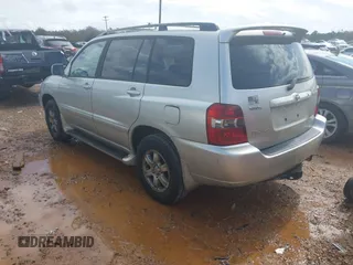 2005 Toyota Highlander z VIN JTEEP21A150134006, wystawiony jako IAAI lot #41722648 z przebiegiem 123 524 mil mil oraz . Historia ofert i sprzedaży dostępna na DreamBid. Obrazek 3.