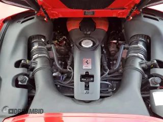 2017 Ferrari 488 z VIN ZFF80AMA6H0228173, wystawiony jako Copart lot #77401204 z przebiegiem 16 556 mil mil oraz Tytuł czysty. Historia ofert i sprzedaży dostępna na DreamBid. Obrazek 11.