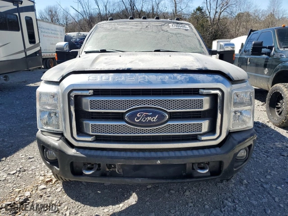 2016 Ford Super Duty F-350 DRW Lariat with VIN 1FT8W3DT2GED45728, listed as a Copart auction lot 47400495 with 321,030 mi miles and Salvage Title. Bid and sale history available at carsss.com. Image 5.