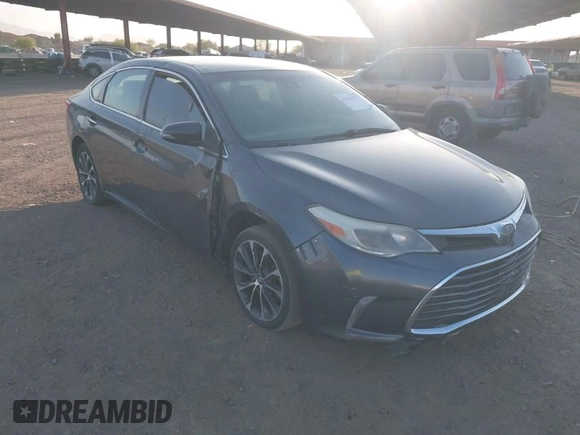 2017 Toyota Avalon XLE z VIN 4T1BK1EB0HU249028, wystawiony jako IAAI lot #41915371 z przebiegiem 83 024 mil mil oraz . Historia ofert i sprzedaży dostępna na DreamBid. Obrazek 1.