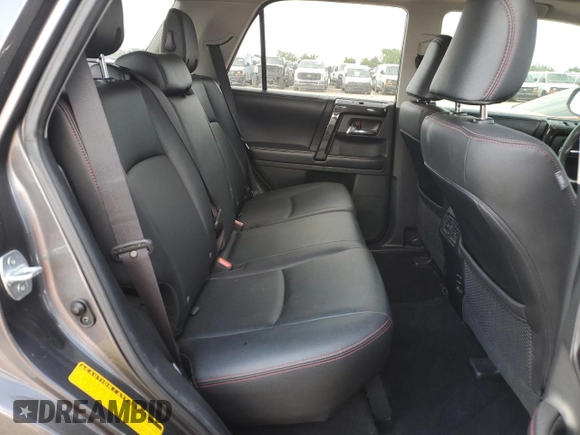 2019 Toyota 4Runner SR5 с VIN JTEBU5JR9K5702911, выставлен на аукционе Copart как лот 54727035 с пробегом 93 972 миль миль и Чистый • Clean title. История ставок и продаж доступна на DreamBid. Изображение 11.