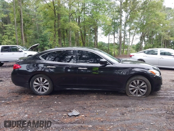 2011 Infiniti M37 with VIN JN1BY1AR5BM374686, listed as a IAAI auction lot 40399732 with 208,337 mi miles. Bid and sale history available at carsss.com. Image 12.