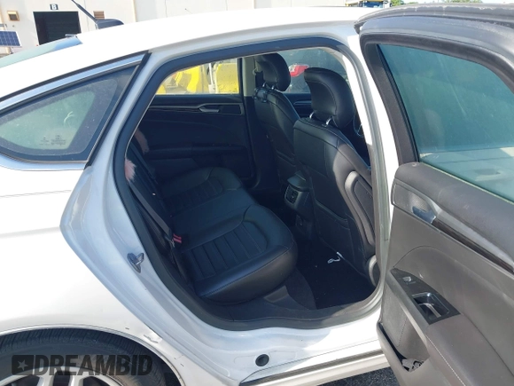 2014 Ford Fusion SE with VIN 3FA6P0HD5ER273039, listed as a IAAI auction lot 42221553 with 82,755 mi miles and . Bid and sale history available at DreamBid. Image 8.