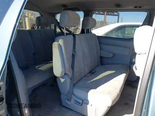 2000 Toyota Sienna CE with VIN 4T3ZF19CXYU261572, listed as a IAAI auction lot 41867445 with 204,765 mi miles. Bid and sale history available at carsss.com. Image 8.