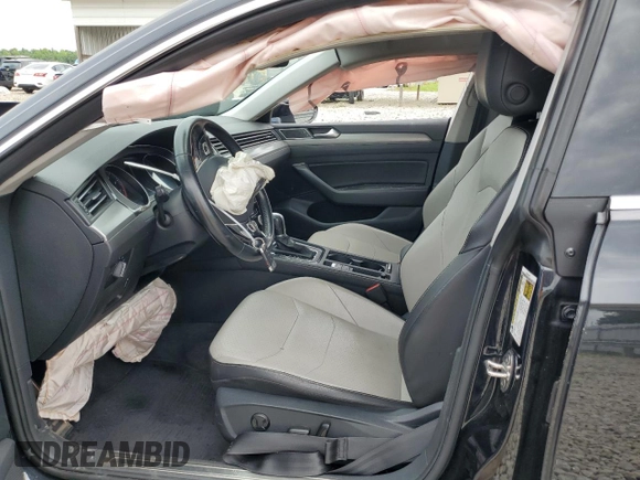 2019 Volkswagen Arteon SE z VIN WVWBR7AN9KE000926, wystawiony jako Copart lot #59279784 z przebiegiem 133 326 mil mil oraz Szkoda całkowita • Salvage title. Historia ofert i sprzedaży dostępna na DreamBid. Obrazek 7.